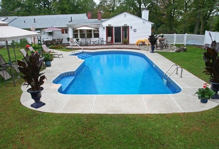 2C Keyhole Inground Pool - Ghent, NY